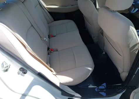 2015 Subaru Legacy 2.5I Premium z USA, uszkodzony, nr VIN 4S3BNAC68F3010394